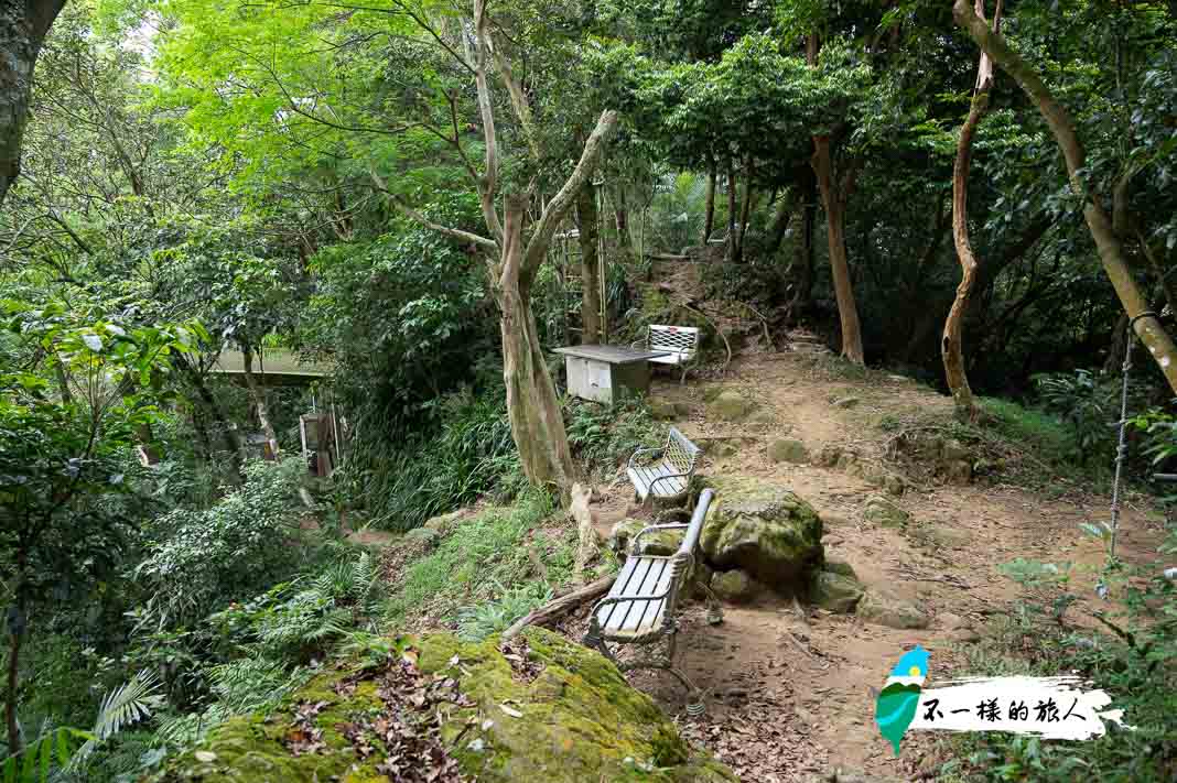 三峽鳶山步道-往鳶山彩壁